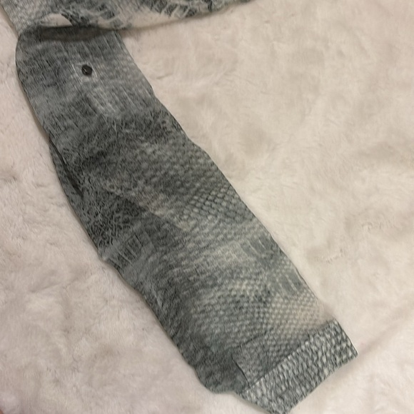 Jennifer Lopez Snake Sheer Blouse – Size S | Y2K Glam | Button-Up Look | - Picture 6 of 6